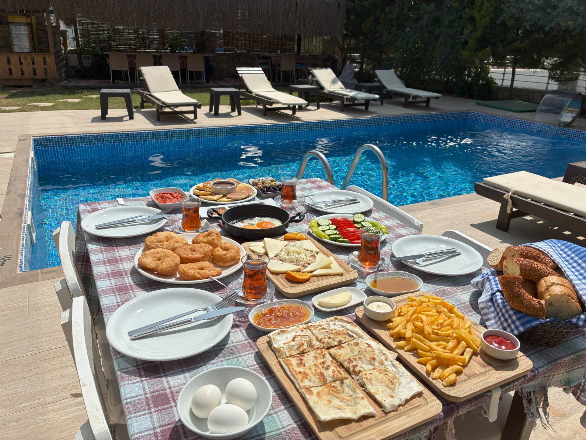 Ege den Doğal Kahvaltı